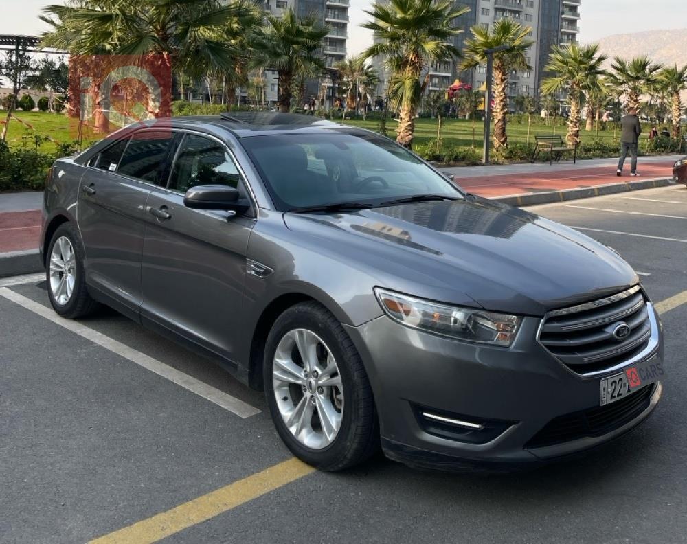 Ford Taurus